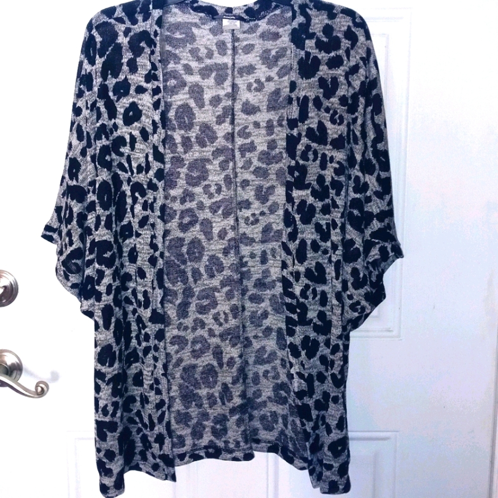 Ocelot Cat Print Cardigan Top. Lightweight 1X , 16-18